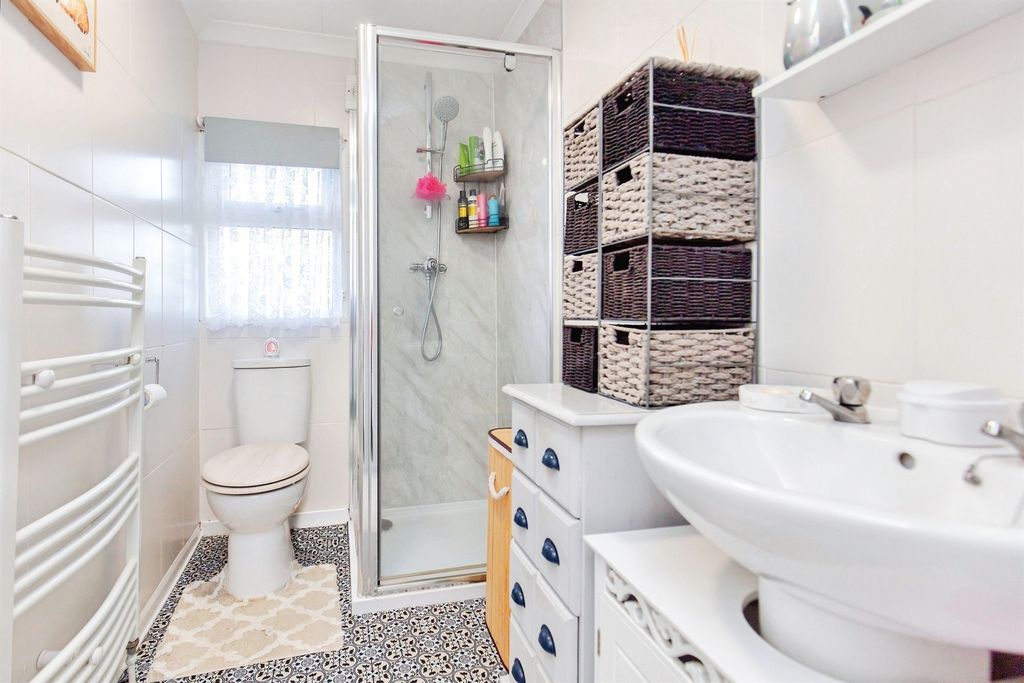 Additional image 5 of 1 bed mobile/park home for saleTheddingworth Road, Lubenham, Market Harborough LE16