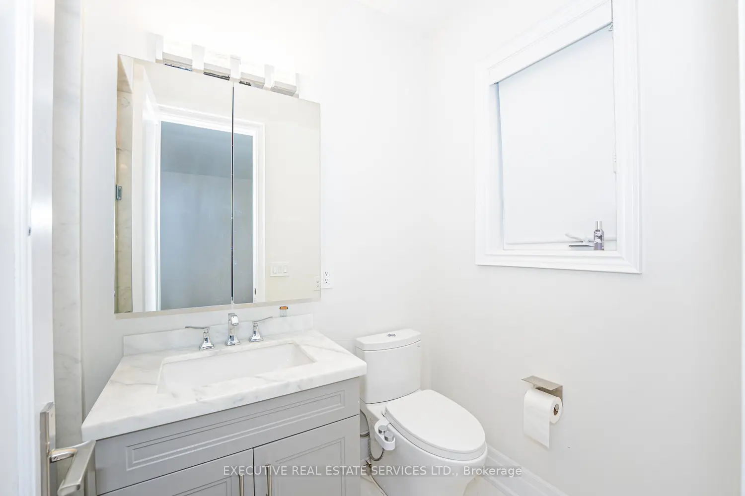 1217 Ironbridge Road photo 2