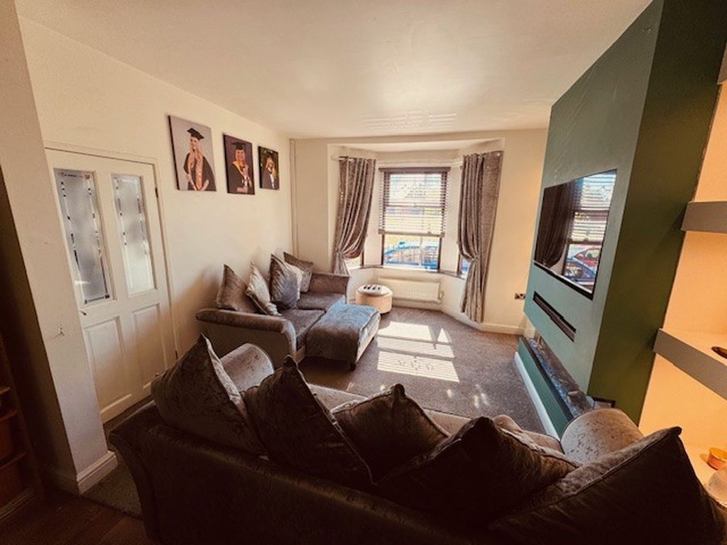 Additional image 14 of 3 bed town house for saleBiddulph Road, Fegg Hayes, Stoke-On-Trent ST6