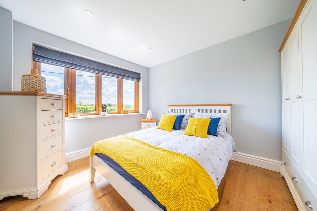 Additional image 15 of 4 bed detached house for saleChapel Lane, Hanbury, Staffordshire DE13