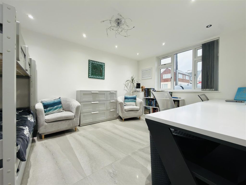 Additional image 11 of 4 bed semi-detached bungalow for saleSt. Ives Road, Leicester LE4