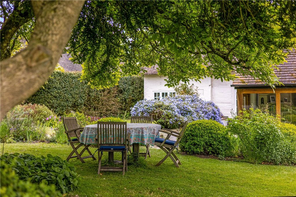 Additional image 4 of 4 bed detached house for saleEaston Royal, Pewsey, Wiltshire SN9