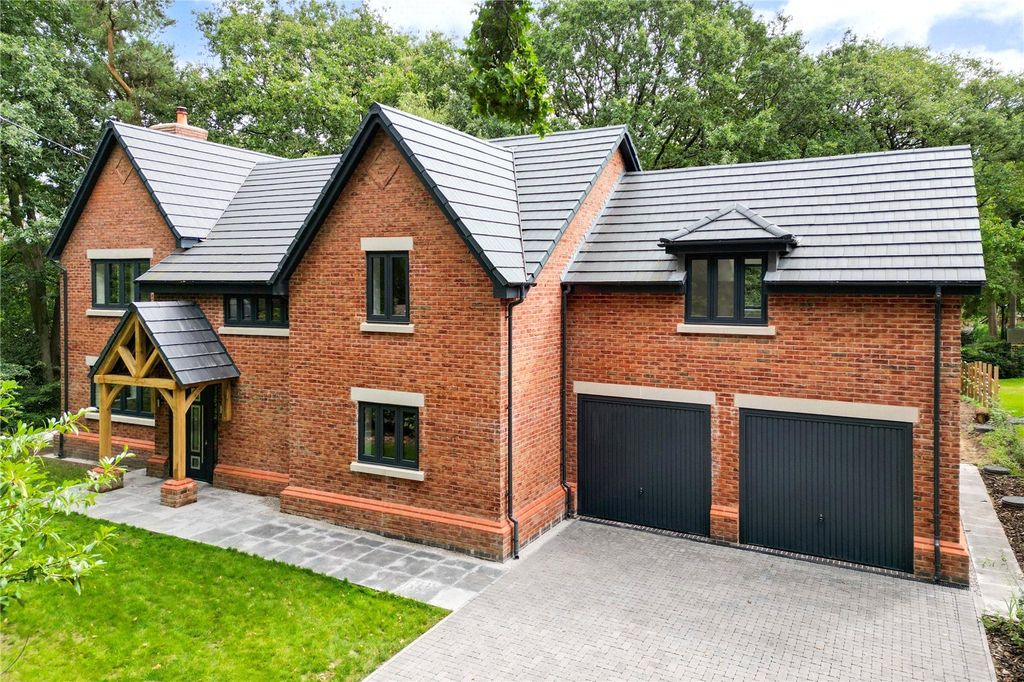 5 bed detached house for saleRowan Lane, Off Tower Road, Ashley Heath, Staffordshire TF9