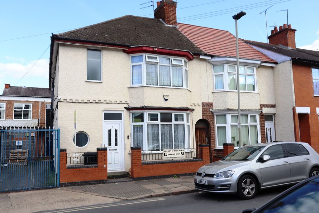 3 bed terraced house for saleKing Edward Road, Leicester LE5