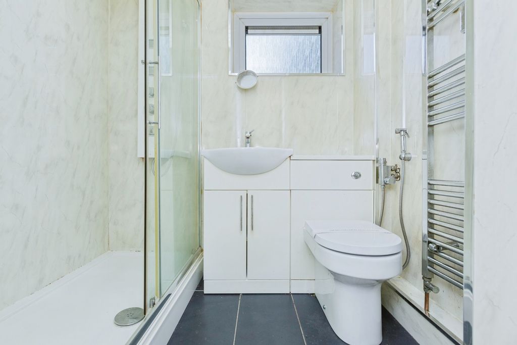 Additional image 10 of 1 bed flat for saleKate Street, Leicester, Leicestershire LE3
