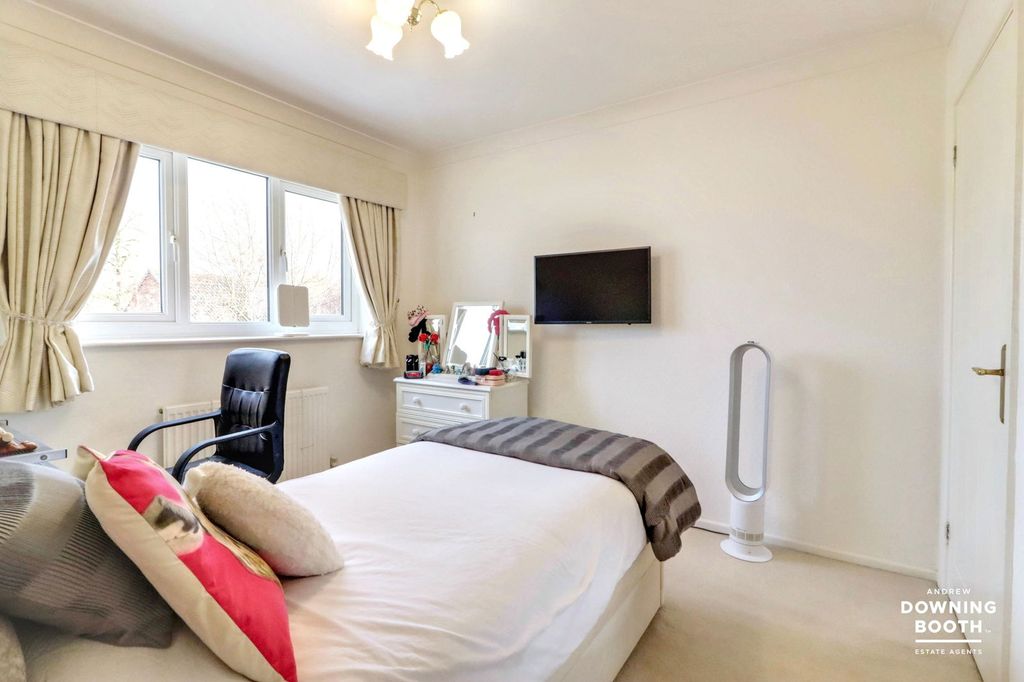 Additional image 10 of 3 bed link detached house for saleCanterbury Close, Lichfield WS13