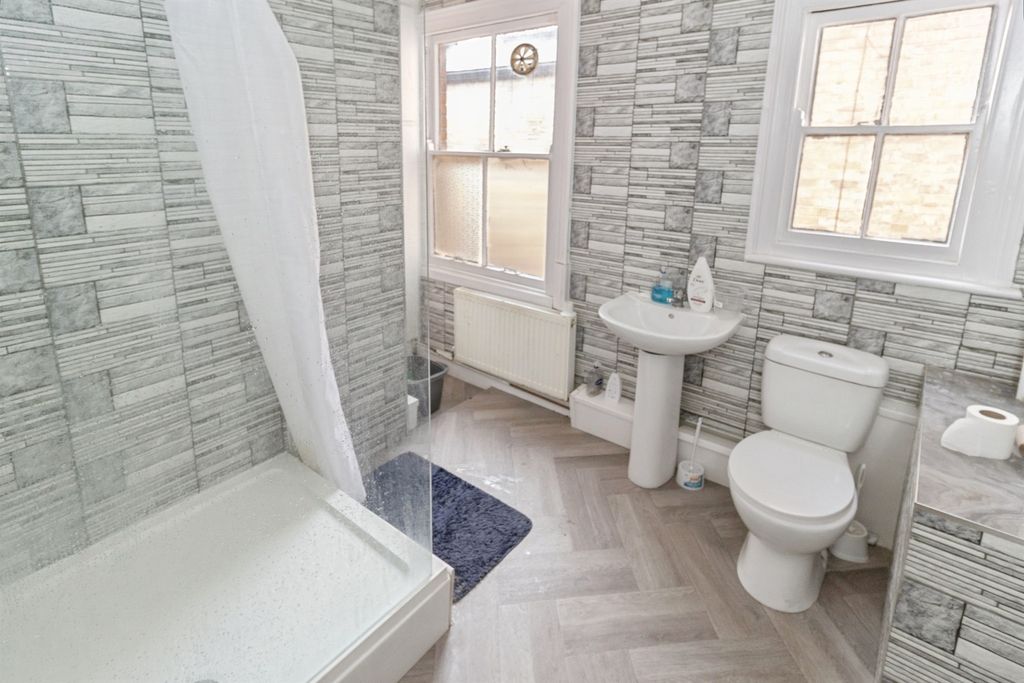 Additional image 3 of 9 bed terraced house for saleAshleigh Road, Leicester LE3