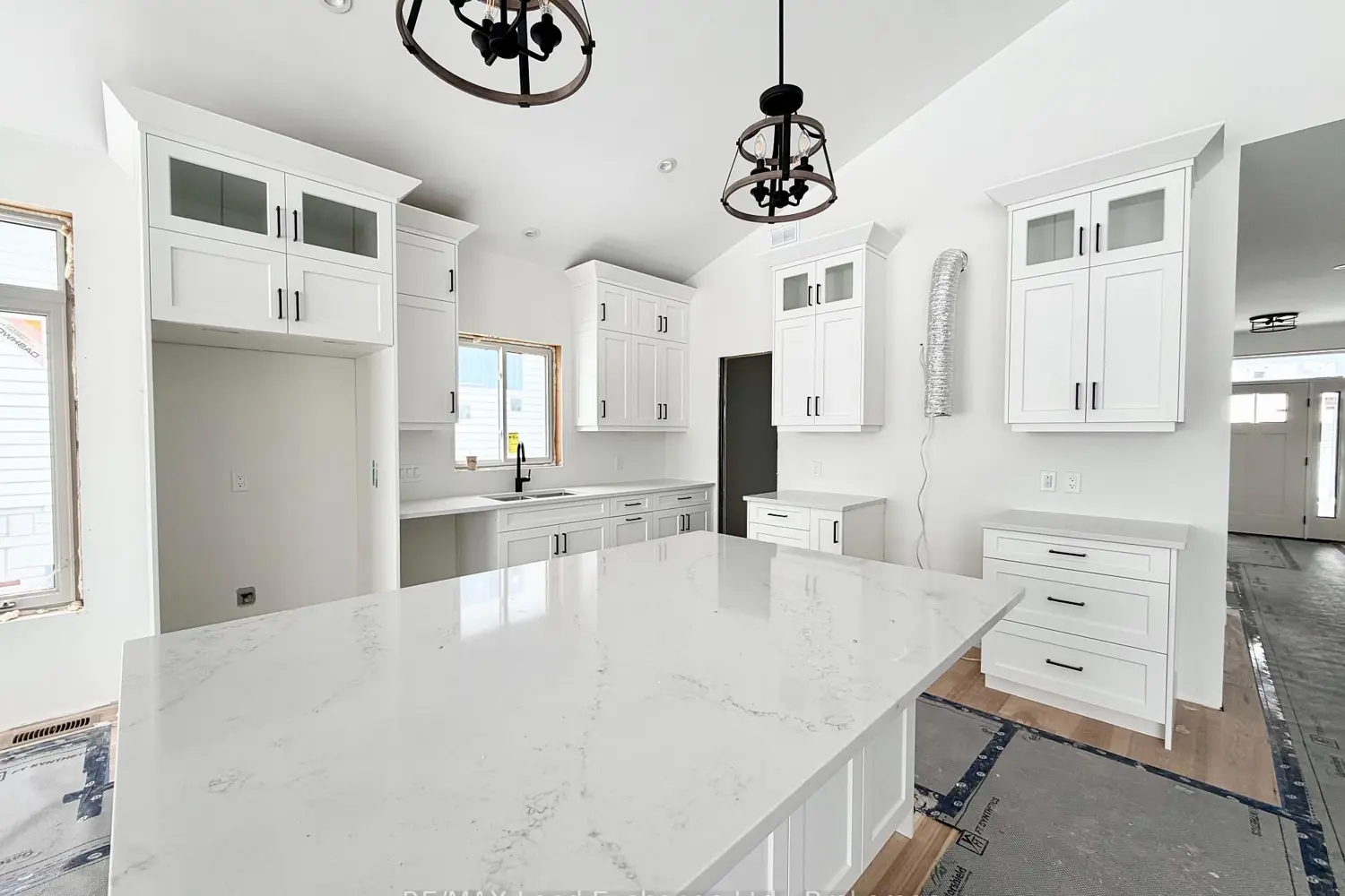 461 Northport Drive photo 2