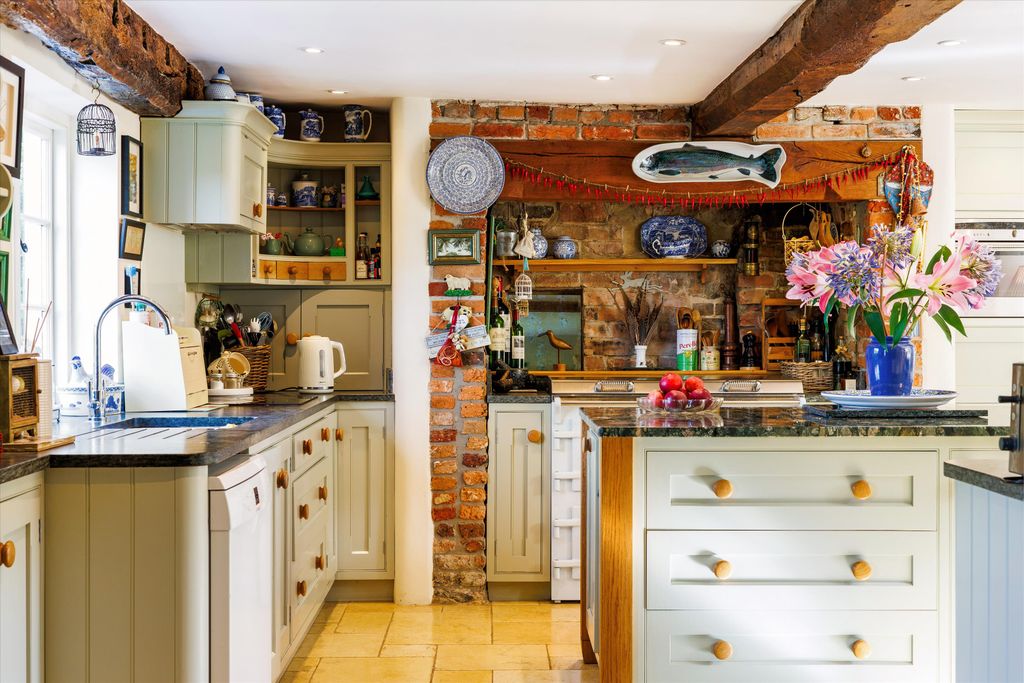 Additional image 7 of 5 bed detached house for saleManor Farm Lane, Patney, Devizes, Wiltshire SN10