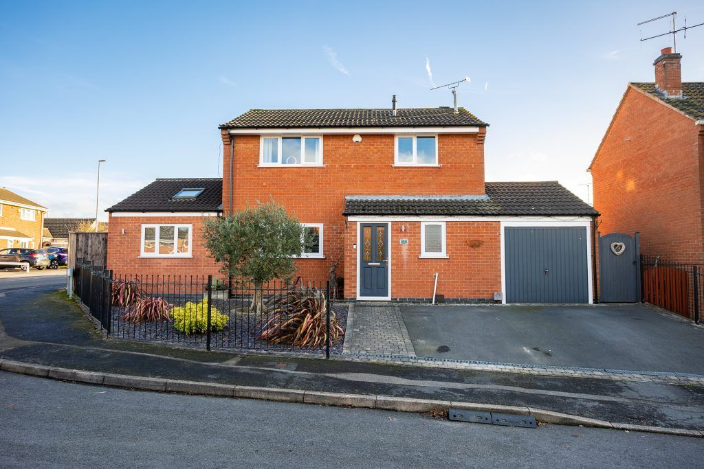 3 bed detached house for saleHeathcote Drive, Sileby LE12