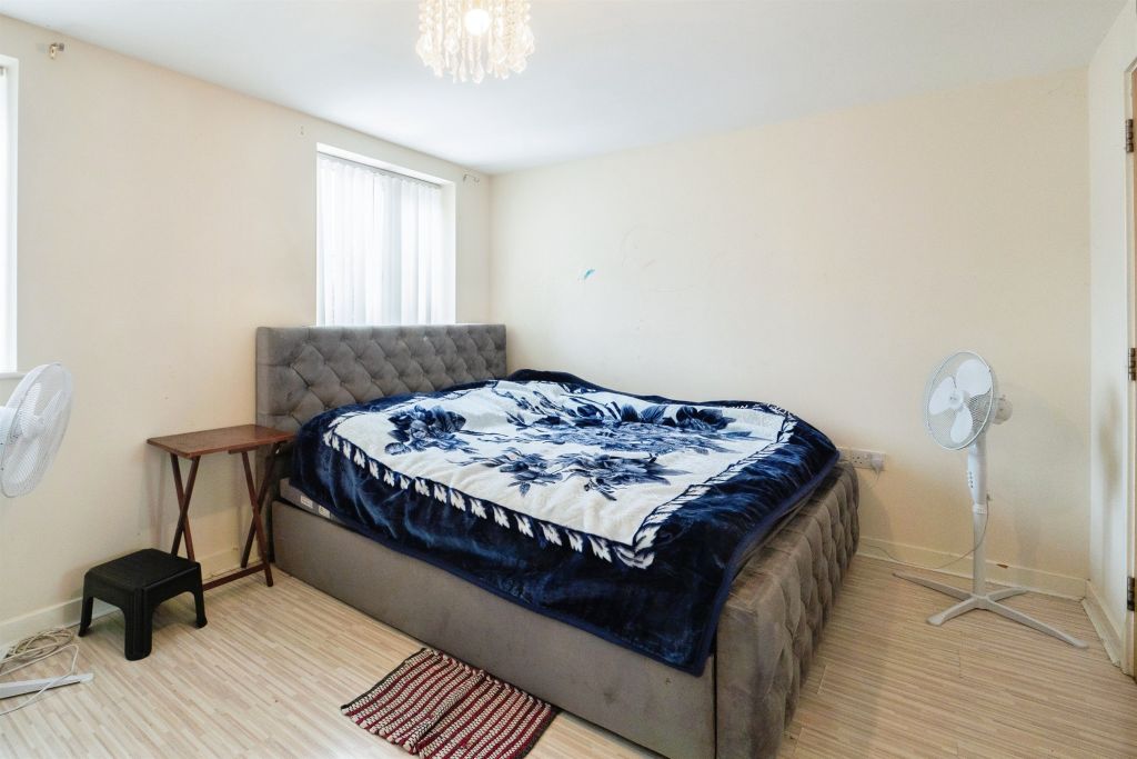 Additional image 4 of 5 bed terraced house for saleHarleston Close, Leicester LE5