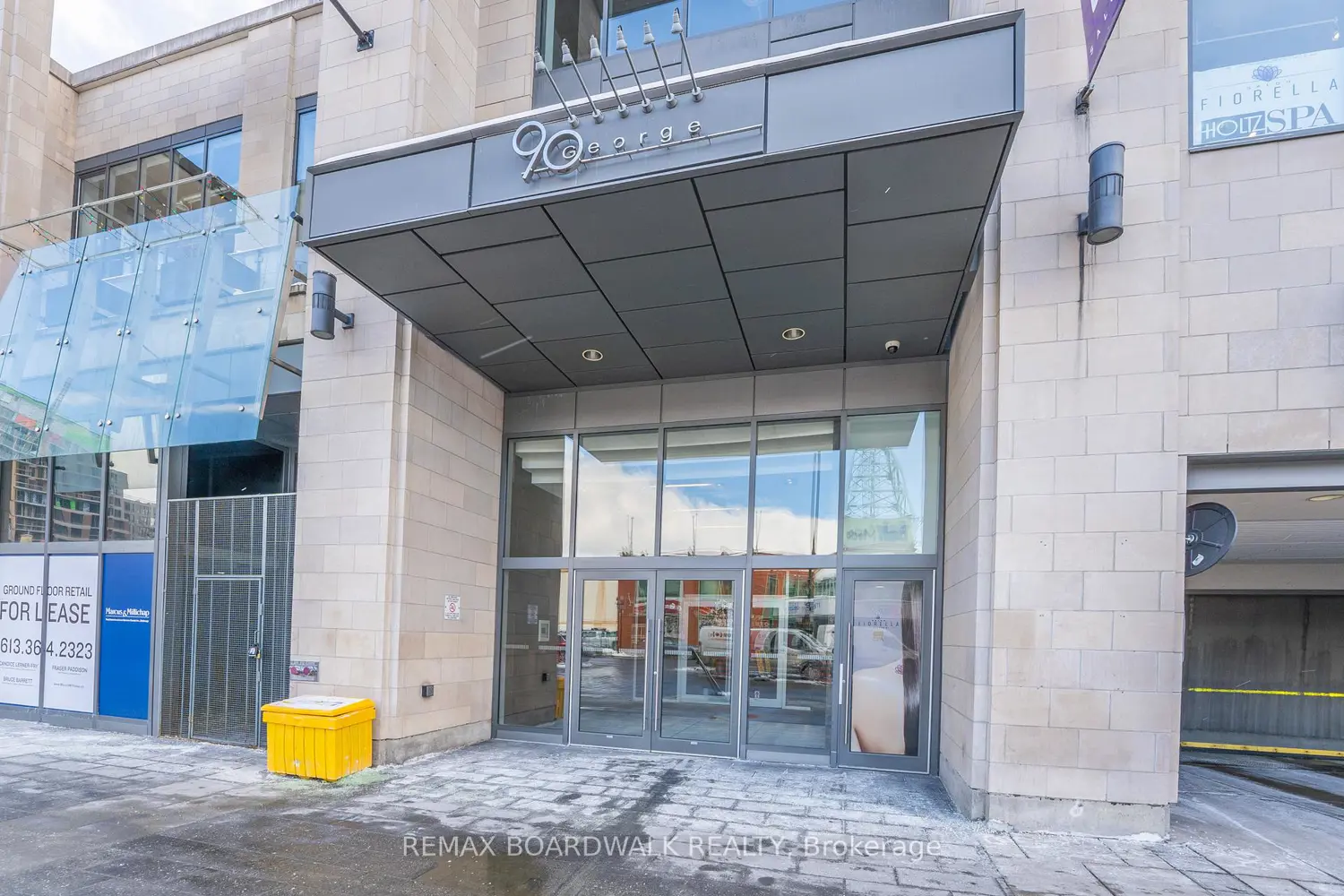90 George Street 401 photo 2
