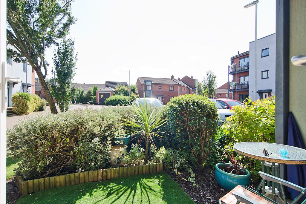 Additional image 14 of 2 bed flat for salePear Tree Close, Lichfield WS14