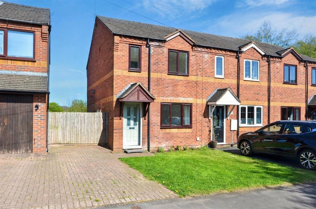 3 bed semi-detached house for saleManor Rise, Walton, Stone ST15
