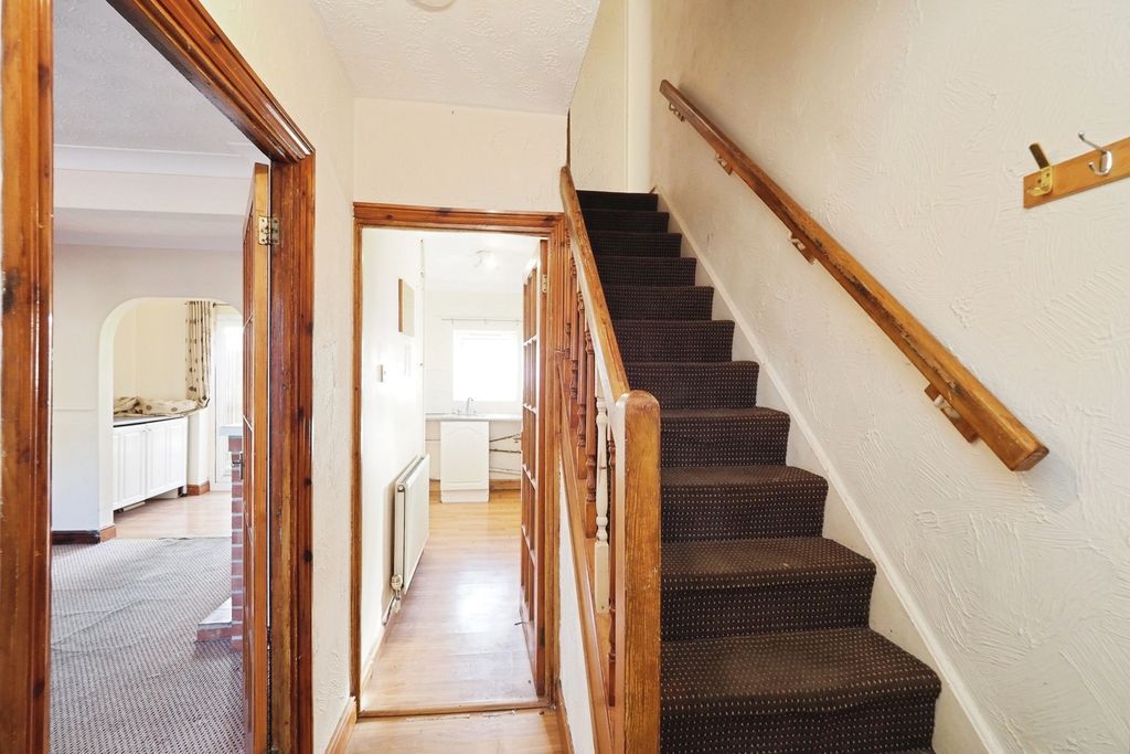 Additional image 7 of 3 bed terraced house for saleAviation Lane, Burton-On-Trent, Staffordshire DE13