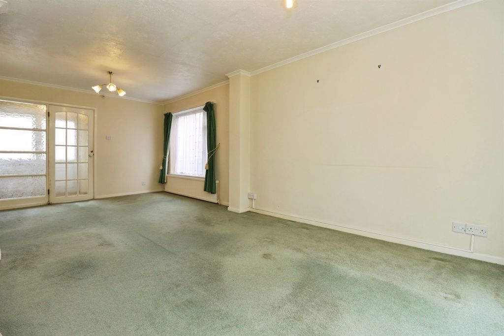 Additional image 16 of 3 bed semi-detached house for saleRookwell Drive, Market Harborough LE16