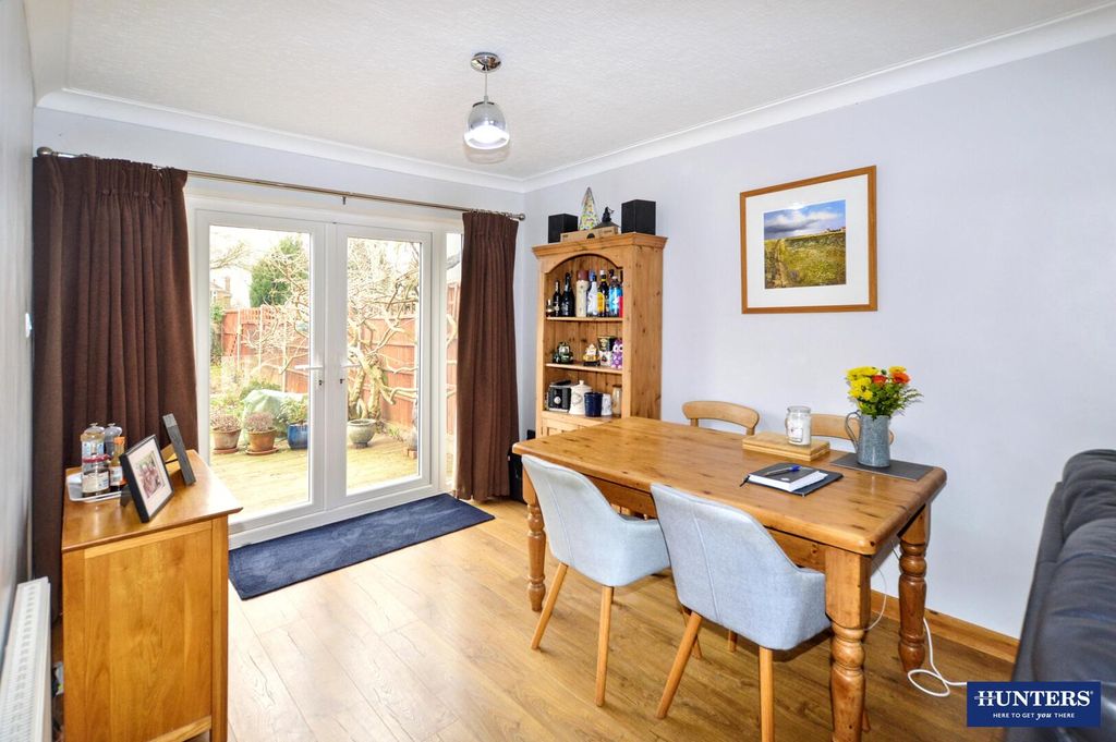 4 bed detached house for saleEstoril Avenue, Wigston LE18