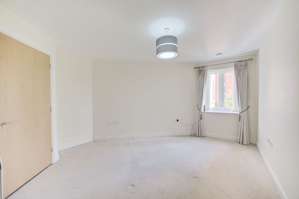Additional image 5 of 1 bed flat for saleCedar Avenue, Alsager ST7