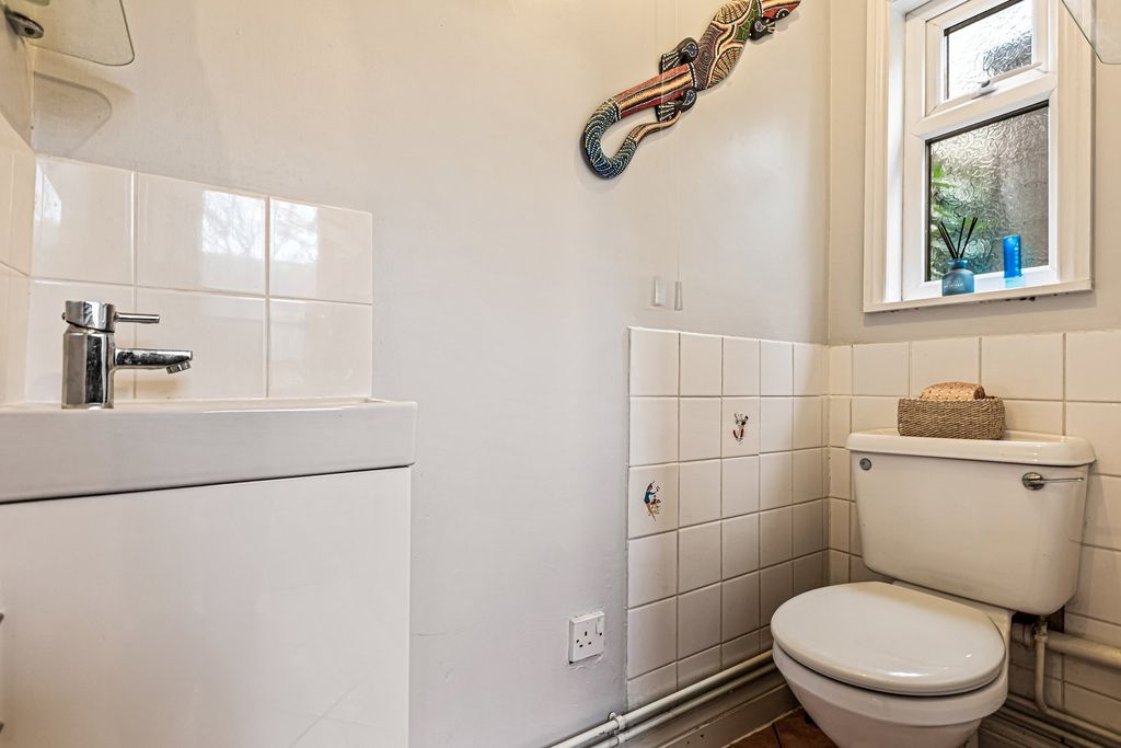 Additional image 11 of 3 bed semi-detached house for saleSykefield Avenue, Leicester LE3