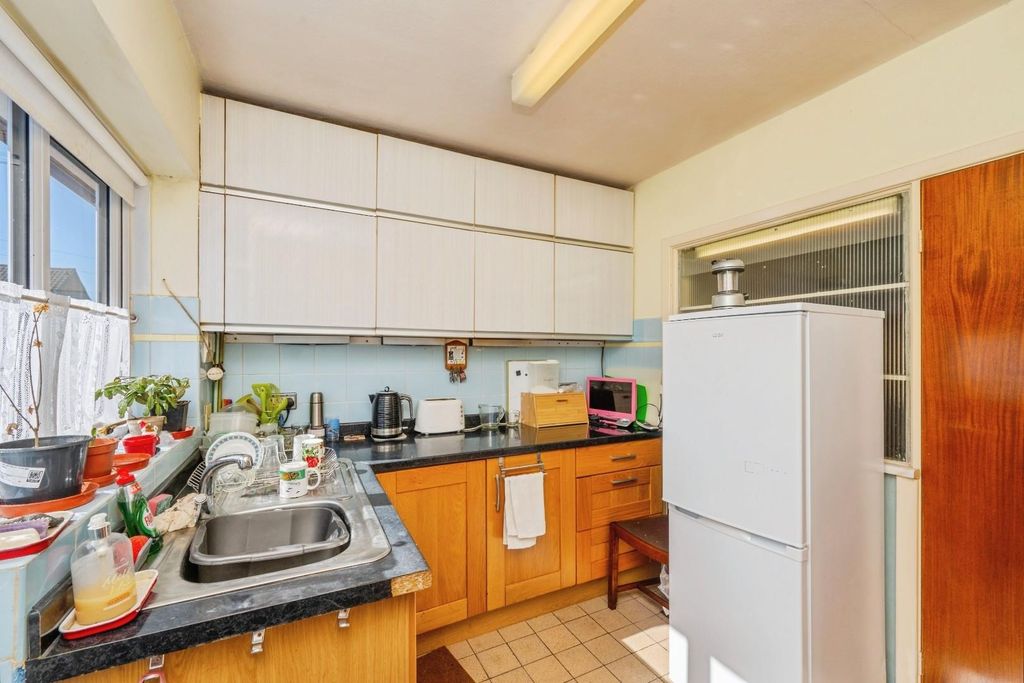 Additional image 7 of 3 bed detached bungalow for saleStephenson Close, Glascote, Tamworth B77