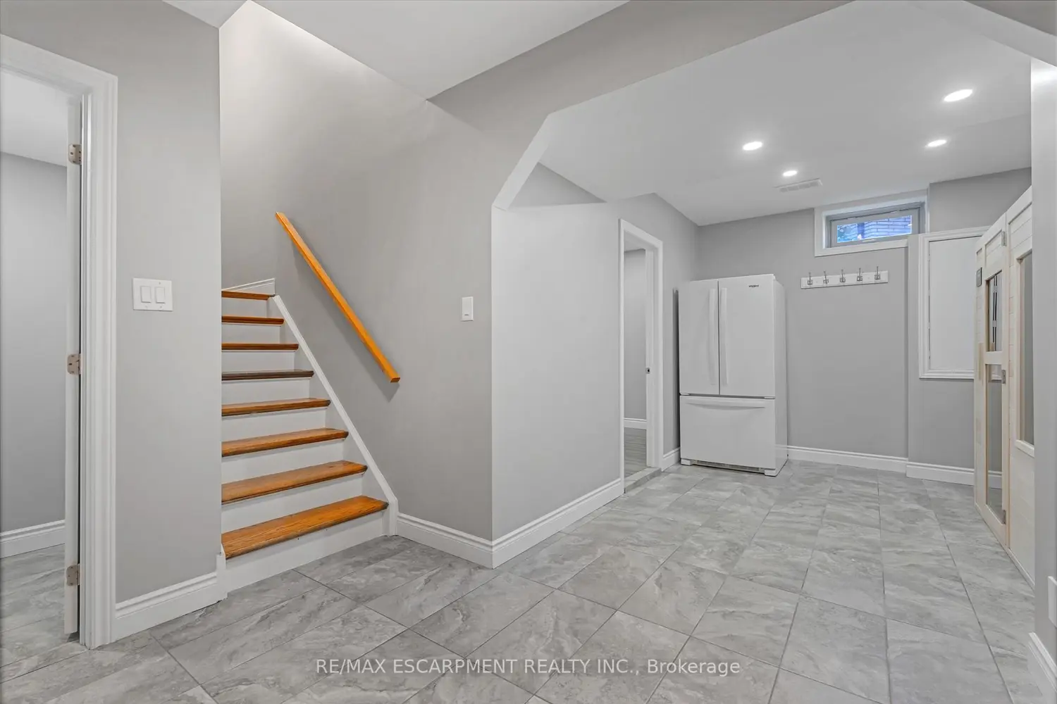 Additional image 13 of 22 Shadeland Crescent
