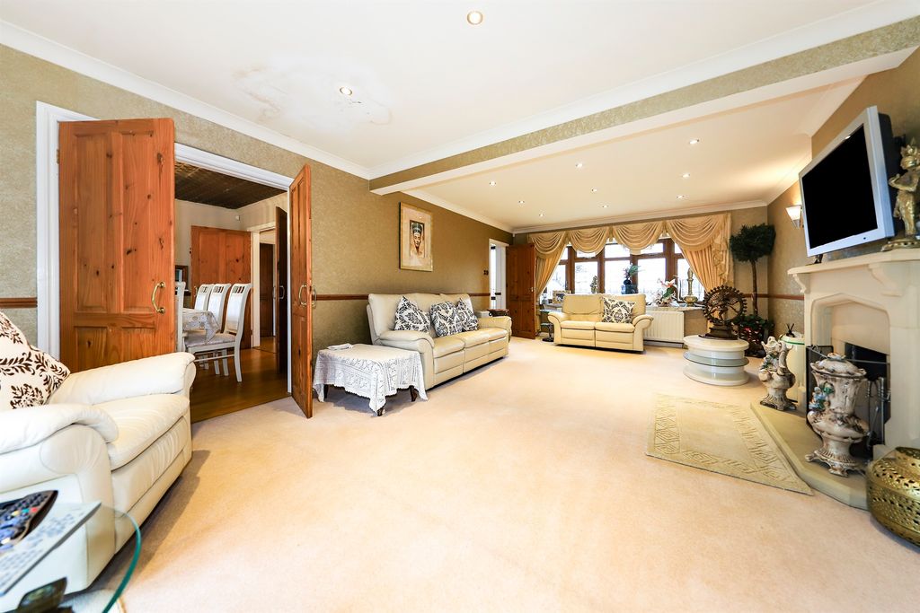Additional image 4 of 6 bed detached house for saleOld Coach Road, Bishops Wood, Stafford ST19