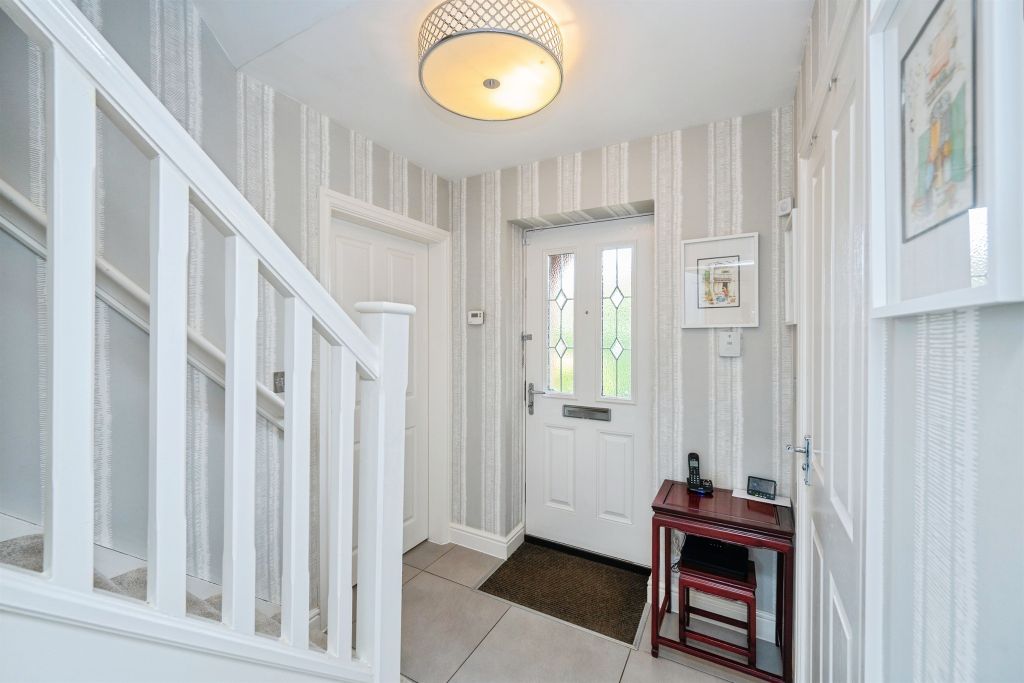 Additional image 2 of 4 bed detached house for saleTamworth Road, Two Gates, Tamworth B77