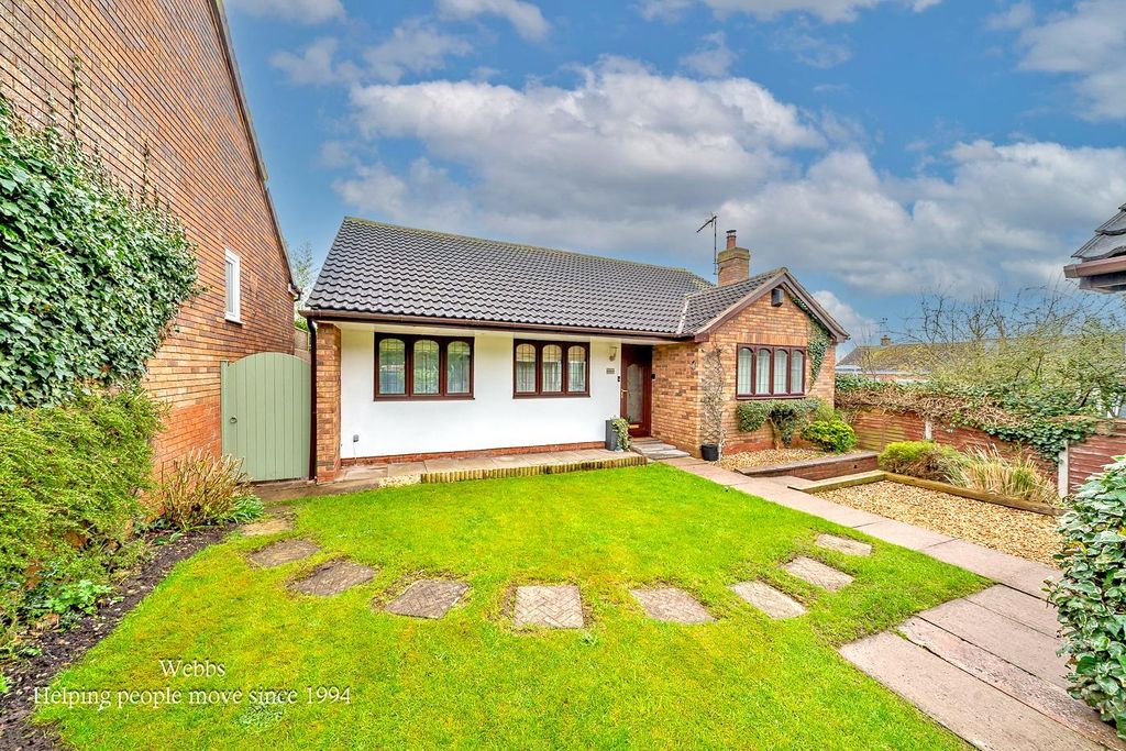 3 bed detached bungalow for saleEgg Lane, Hixon, Stafford ST18
