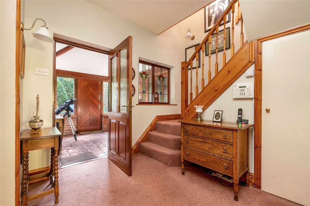 Additional image 9 of 6 bed detached house for saleUppingham Road, Evington, Leicester LE5