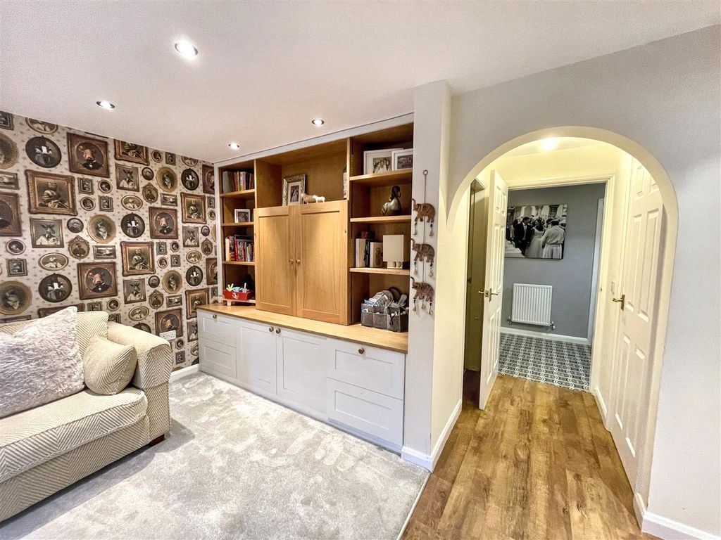 Additional image 6 of 4 bed detached house for saleGoldfinch Road, Uppingham, Oakham LE15