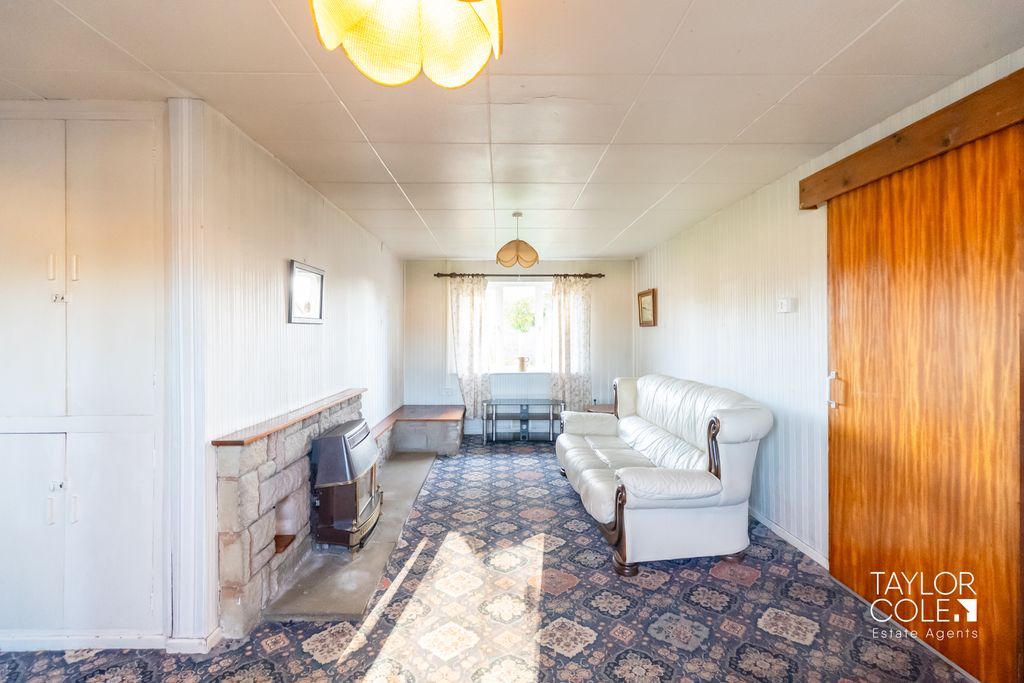 Additional image 3 of 3 bed terraced house for saleManor Road, Mile Oak, Tamworth B78