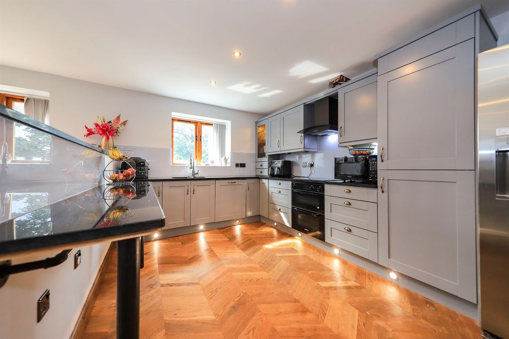 Additional image 3 of 3 bed barn conversion for saleBognop Road, Essington, Wolverhampton WV11
