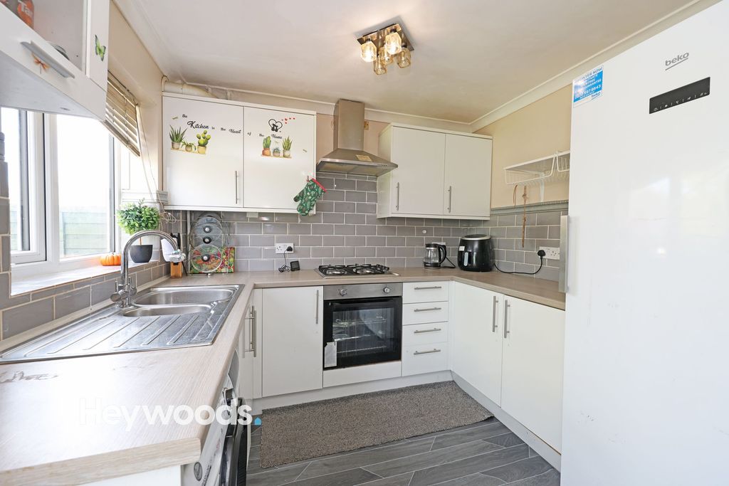 Additional image 3 of 3 bed detached house for saleMayer Avenue, Newcastle ST5