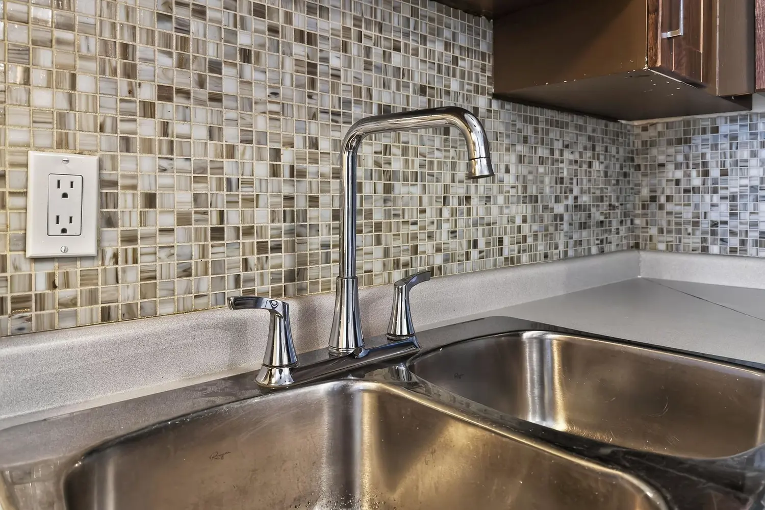 Additional image 5 of 310 Kingsdale Avenue 313