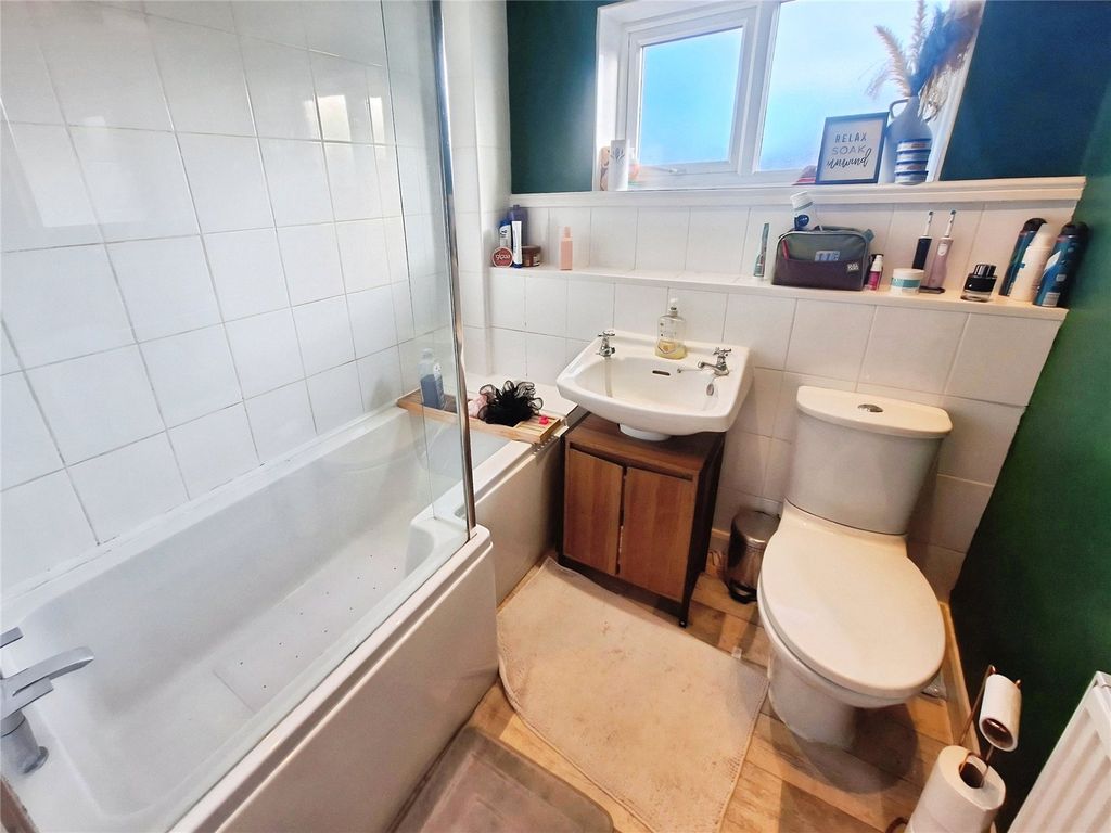 Additional image 7 of 3 bed semi-detached house for saleGlovers Close, Atherstone, Warwickshire CV9