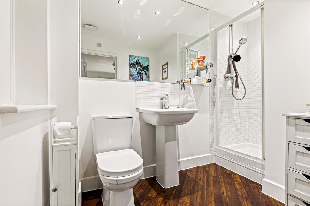 Additional image 15 of 5 bed end terrace house for saleElm Tree Court, Leicester LE2