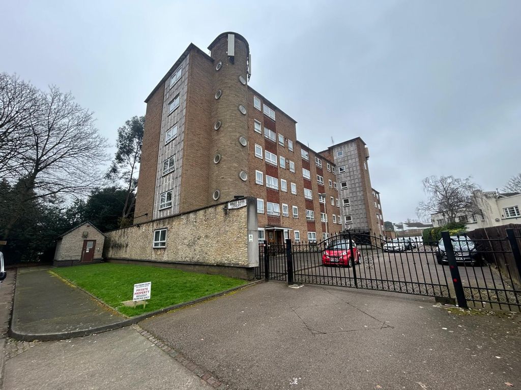 Studio for saleLondon Road, Leicester LE2