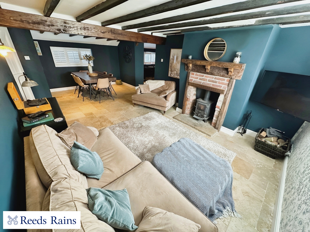 Additional image 2 of 4 bed semi-detached house for saleMoss Lane, Baldwins Gate, Newcastle, Staffordshire ST5