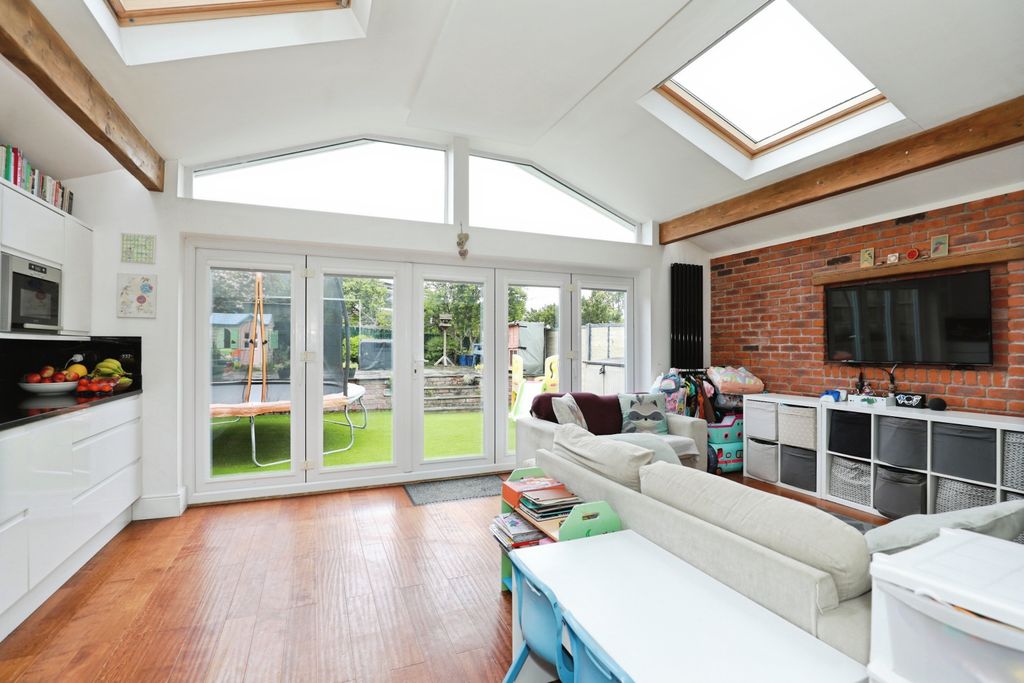 Additional image 8 of 3 bed semi-detached house for saleRochford Close, Leek ST13