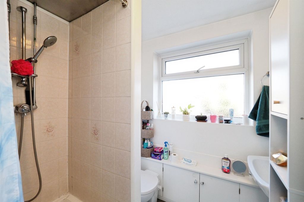 Additional image 15 of 4 bed semi-detached house for saleChristie Drive, Loughborough LE11