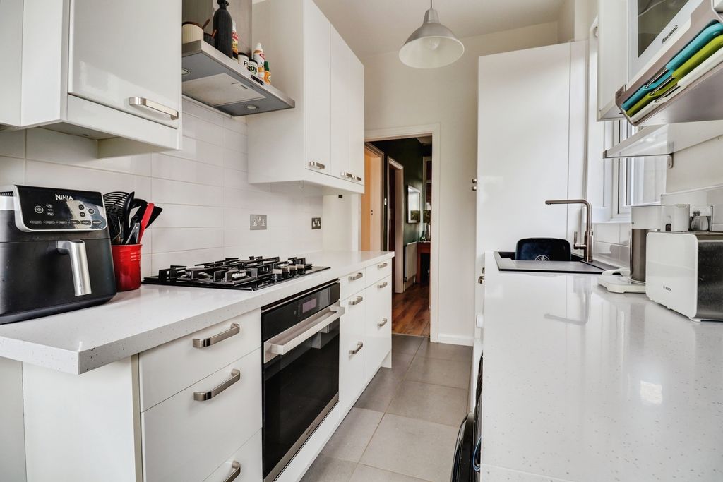 Additional image 11 of 3 bed semi-detached house for saleParklands Drive, Loughborough, Leicestershire LE11
