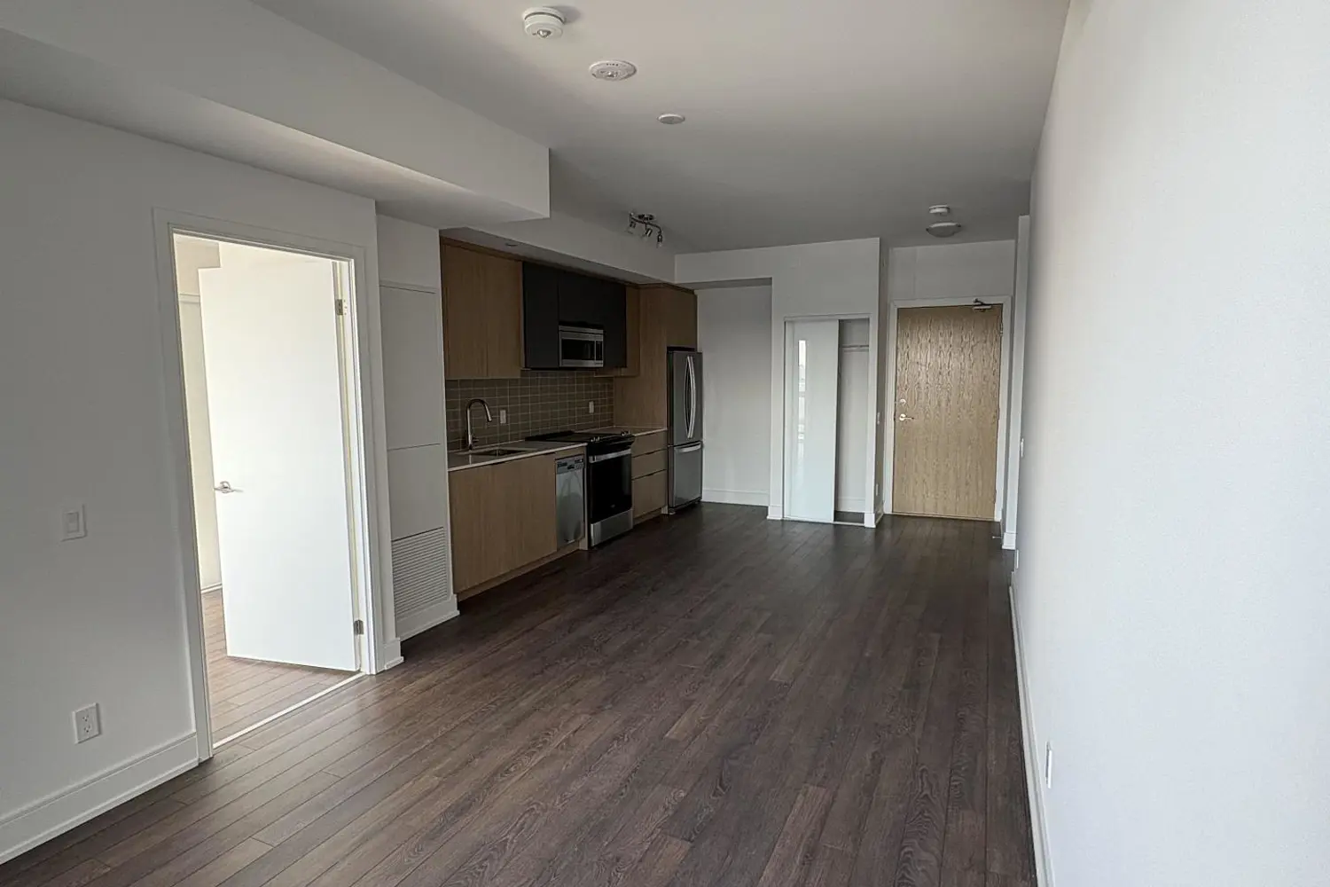 Additional image 6 of 1350 Ellesmere Road 1001