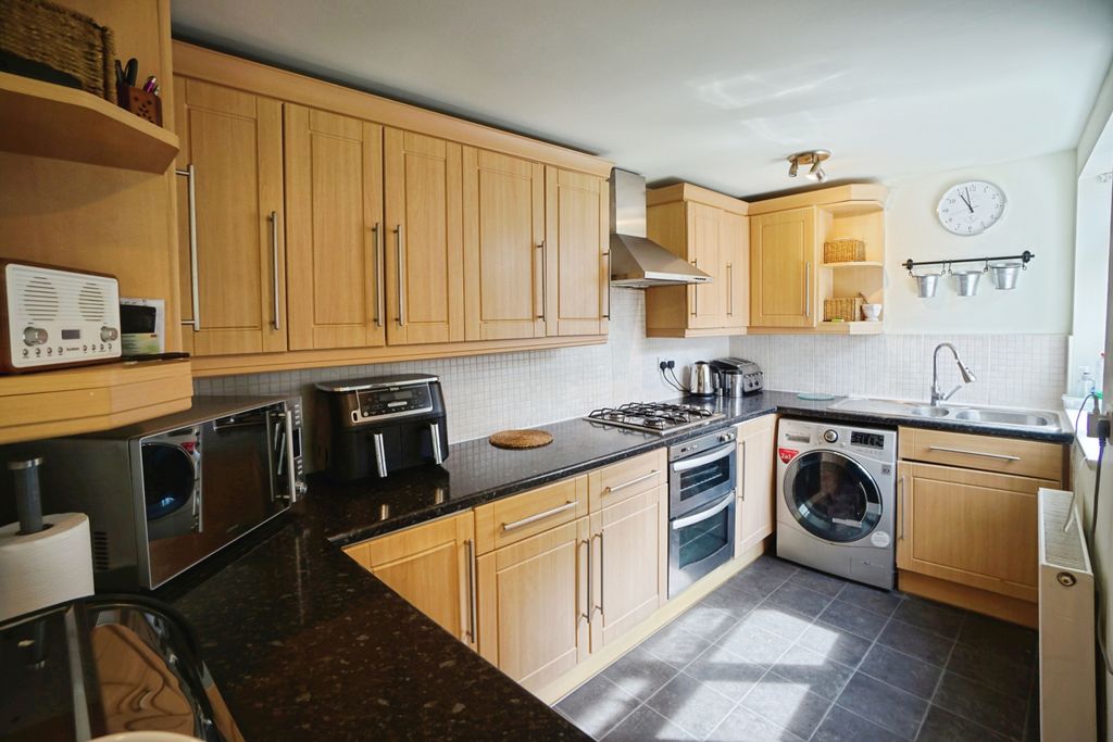 Additional image 2 of 3 bed detached house for saleRowan Crescent, Bradmore, Wolverhampton WV3