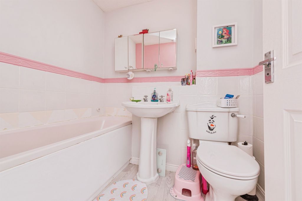 Additional image 11 of 3 bed semi-detached house for saleGlendale Court, Wilnecote, Tamworth B77
