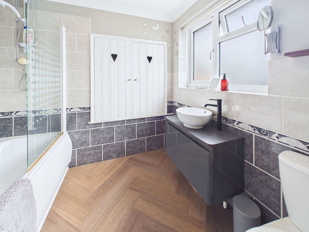Additional image 25 of 4 bed detached house for saleStirling Drive, Thurnby LE7