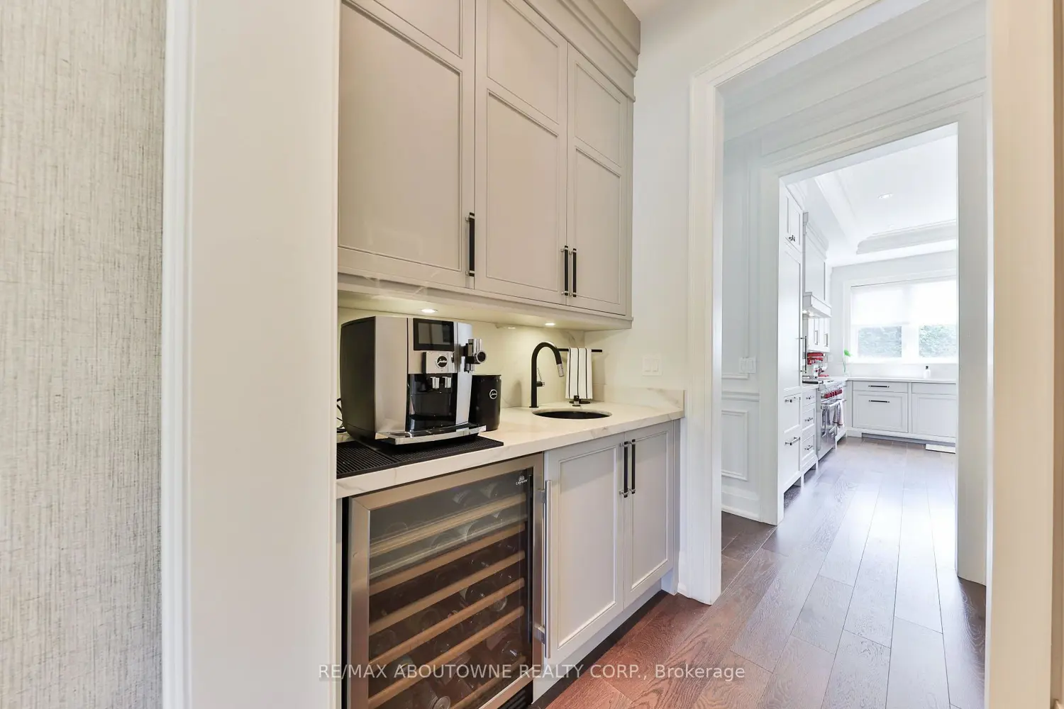 Additional image 4 of 408 Saville Crescent