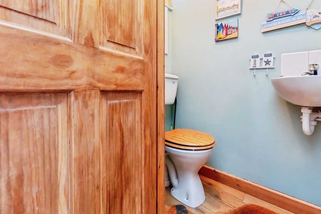 Additional image 9 of 3 bed end terrace house for saleAnne Road, Stamford PE9