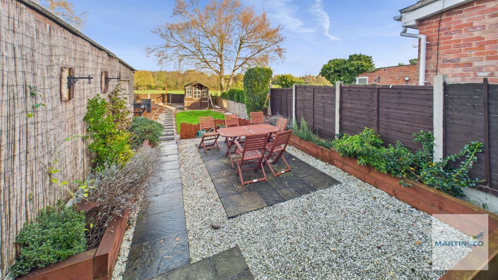 Additional image 14 of 3 bed semi-detached house for saleOrchard Close, Dosthill, Tamworth, Staffordshire B77