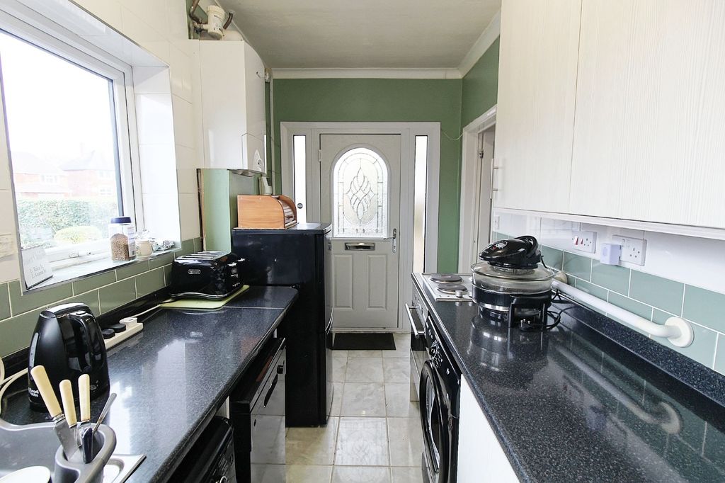 Additional image 6 of 3 bed semi-detached house for saleOcean Road, Thurnby Lodge, Leicester LE5