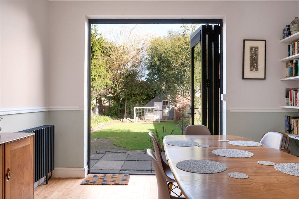 Additional image 8 of 3 bed semi-detached house for saleHighgate Drive, West Knighton, Leicester LE2